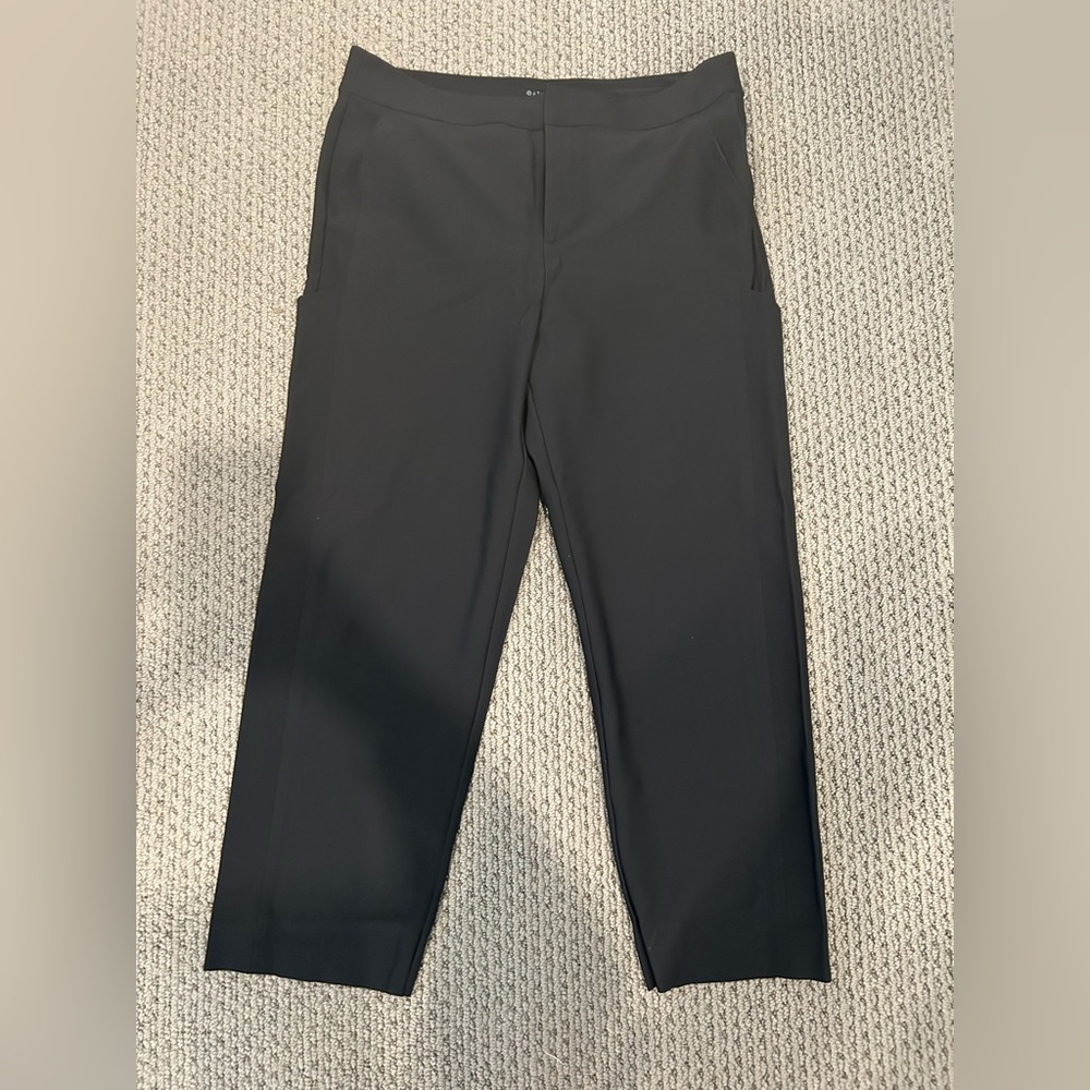 Stellar crop black size 14